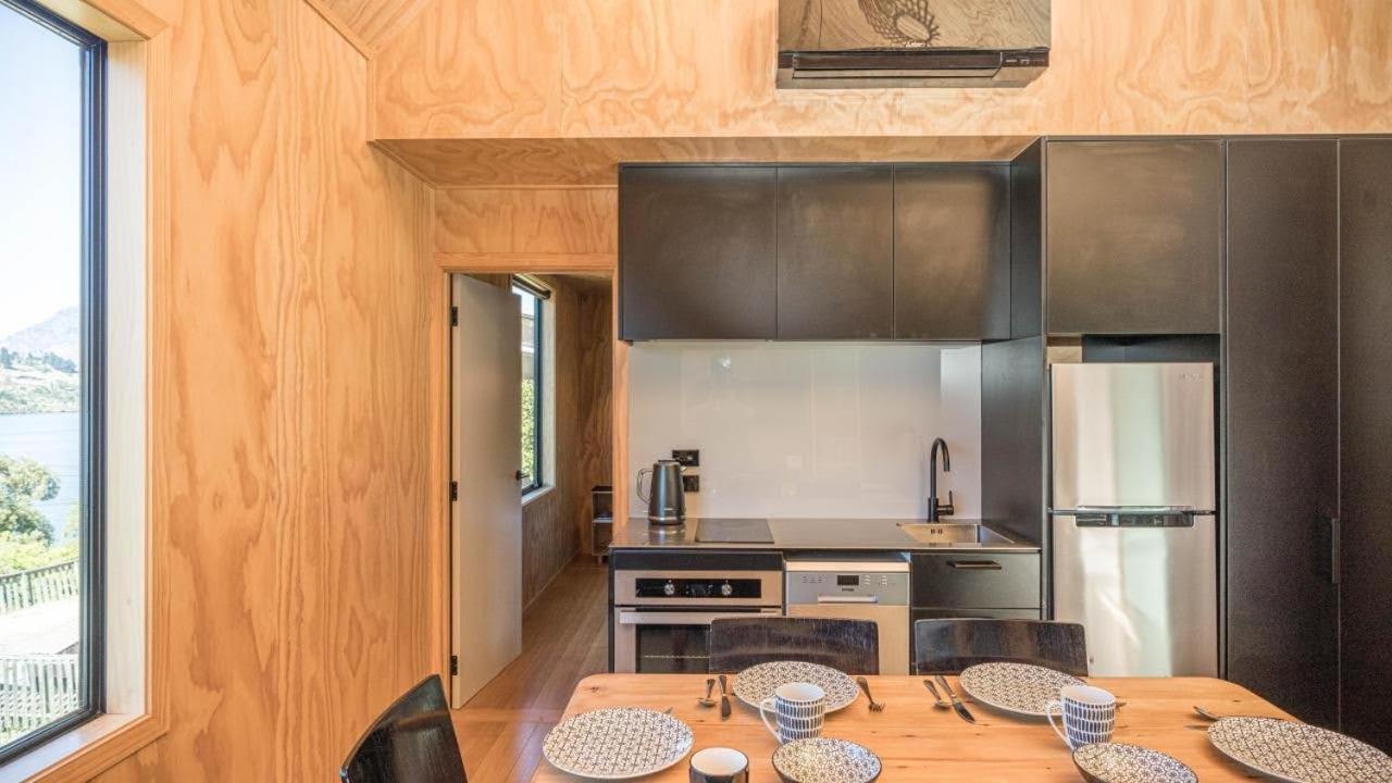 Picture Perfect - Queenstown Holiday Home Buitenkant foto
