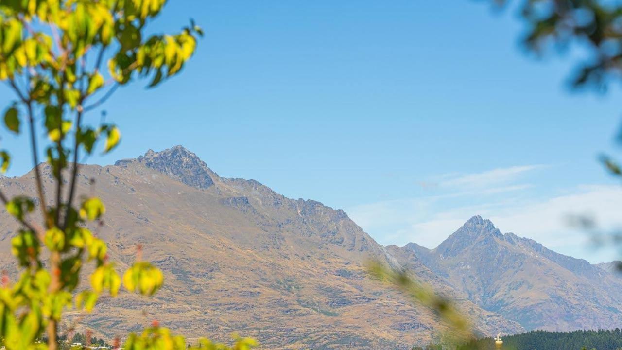 Picture Perfect - Queenstown Holiday Home Buitenkant foto