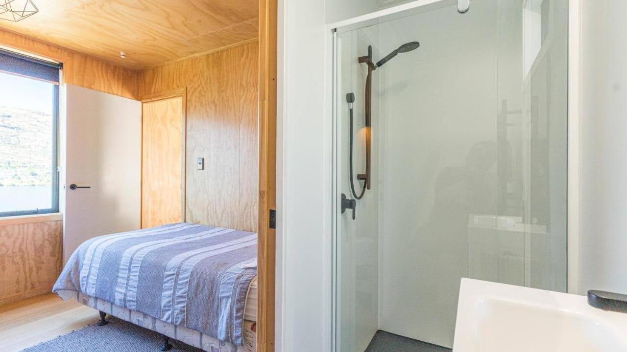 Picture Perfect - Queenstown Holiday Home Buitenkant foto